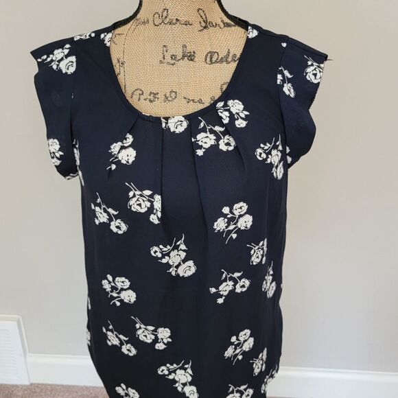 NWOT Alice Blue black and white floral top - Picture 1 of 5